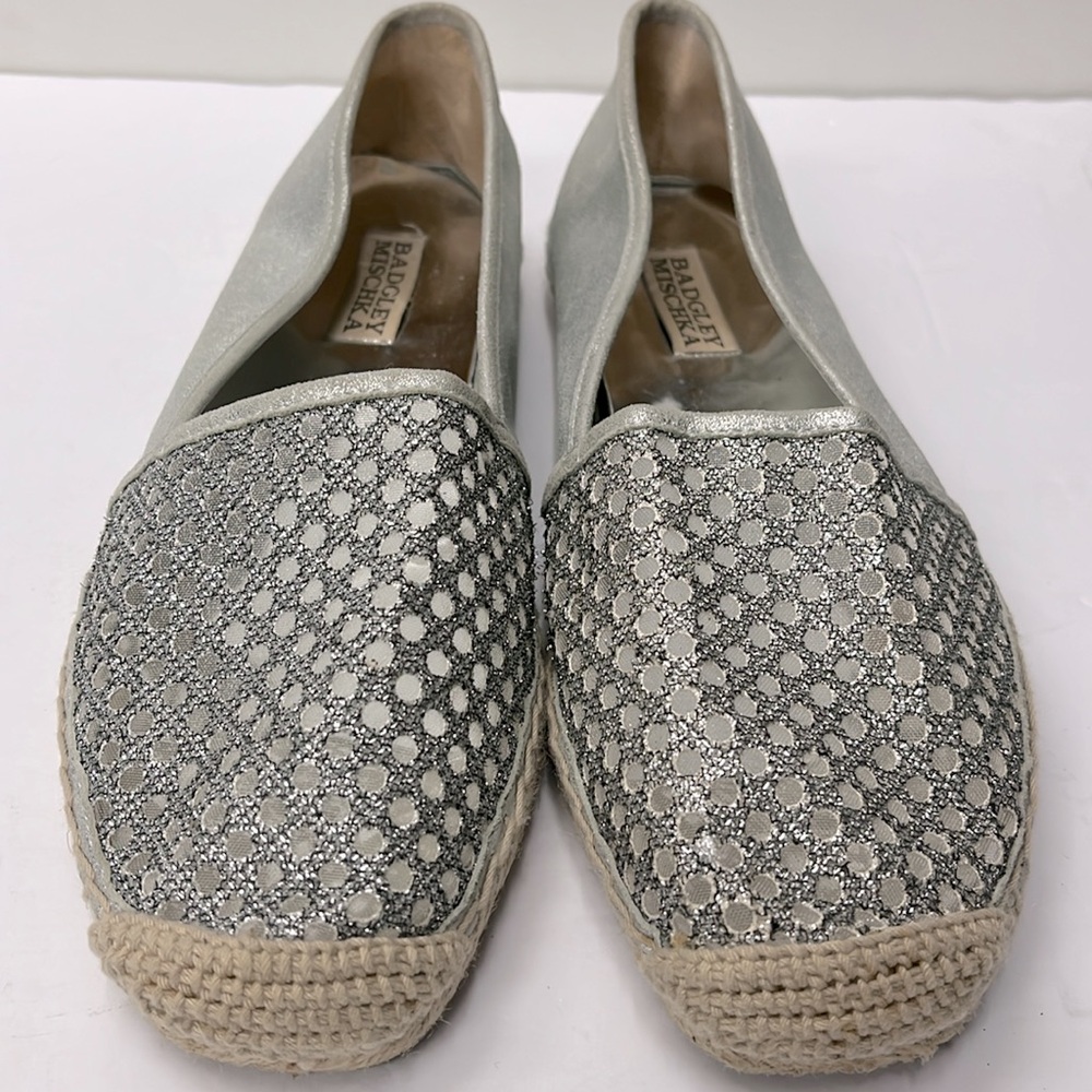 Badgley Mischka Silver Flats Timeless Elegance Size US 7.5